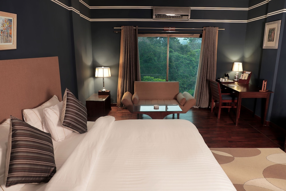 The Residency Hotel 5/43