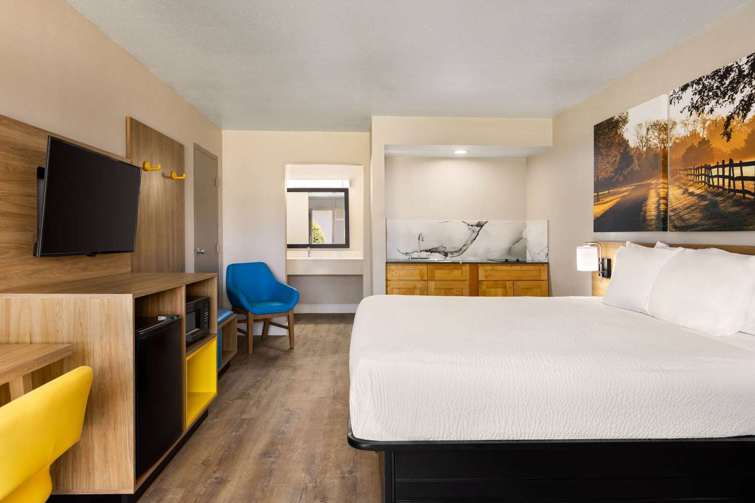 Days Inn By Wyndham Mccomb Ms 5/30