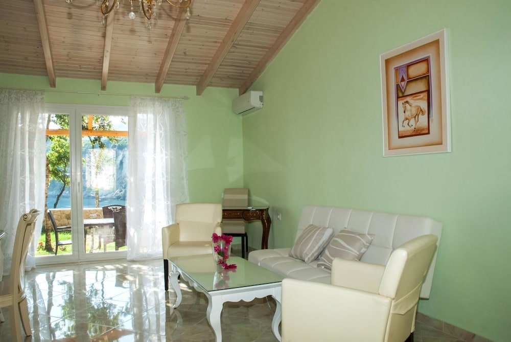 Blue Princess Beach Resort 53/70