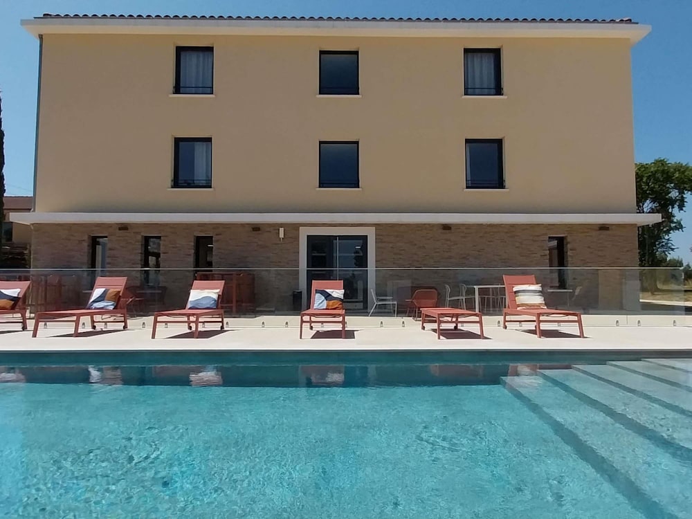 ibis Styles Cabries Aix-en-Provence TGV 2/50
