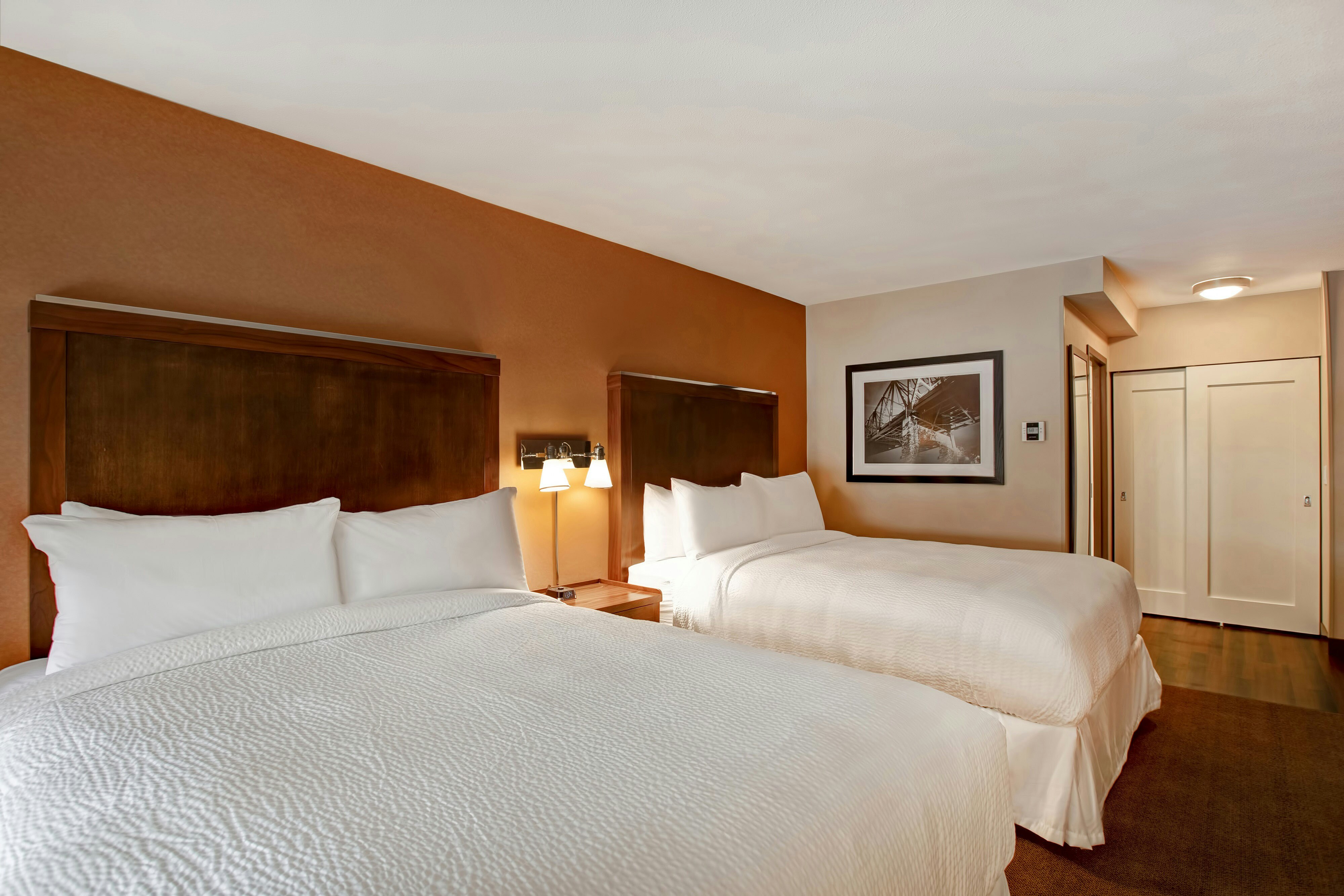 room, 2 queen beds