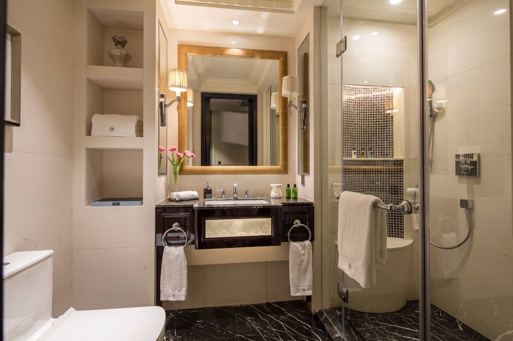 The Pury Hotel Yiwu 32/37