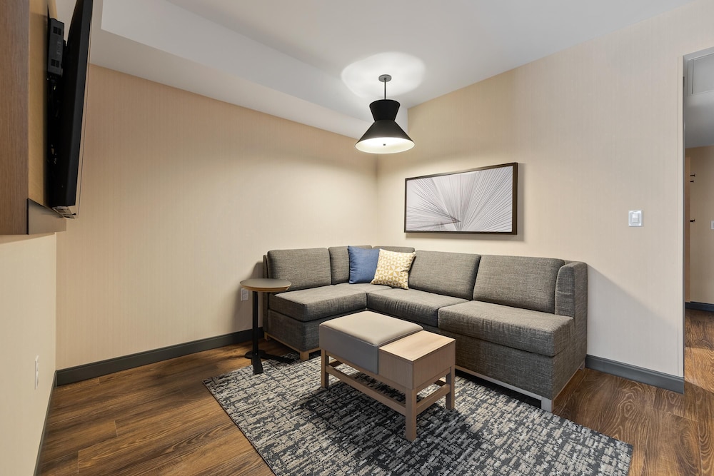 Hyatt Place Rapid City / Downtown 14/36