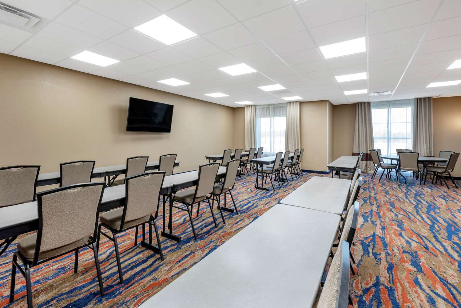 Comfort Suites Dry Ridge 17/20