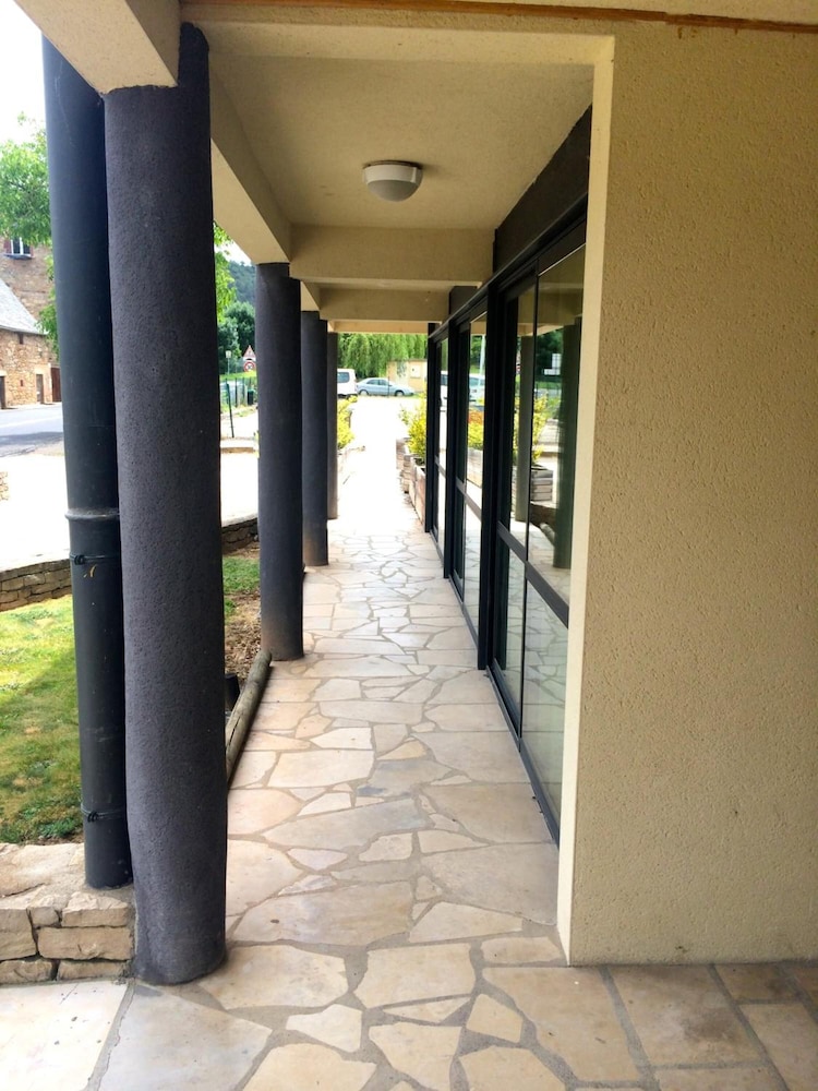 Hotel Eco - A75 37/47