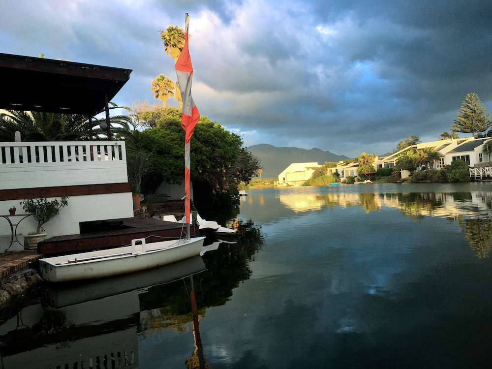 Admiralty B&B 34/50