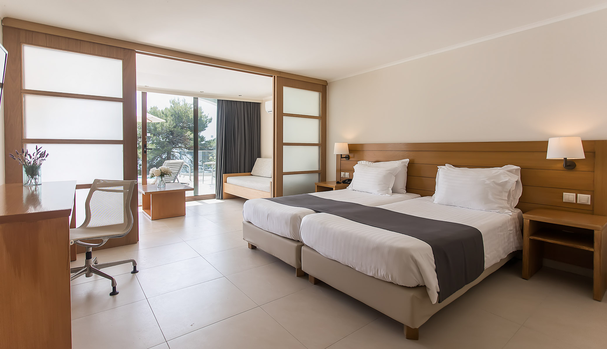 Bungalow - Superior - Sharing Pool - Sea View