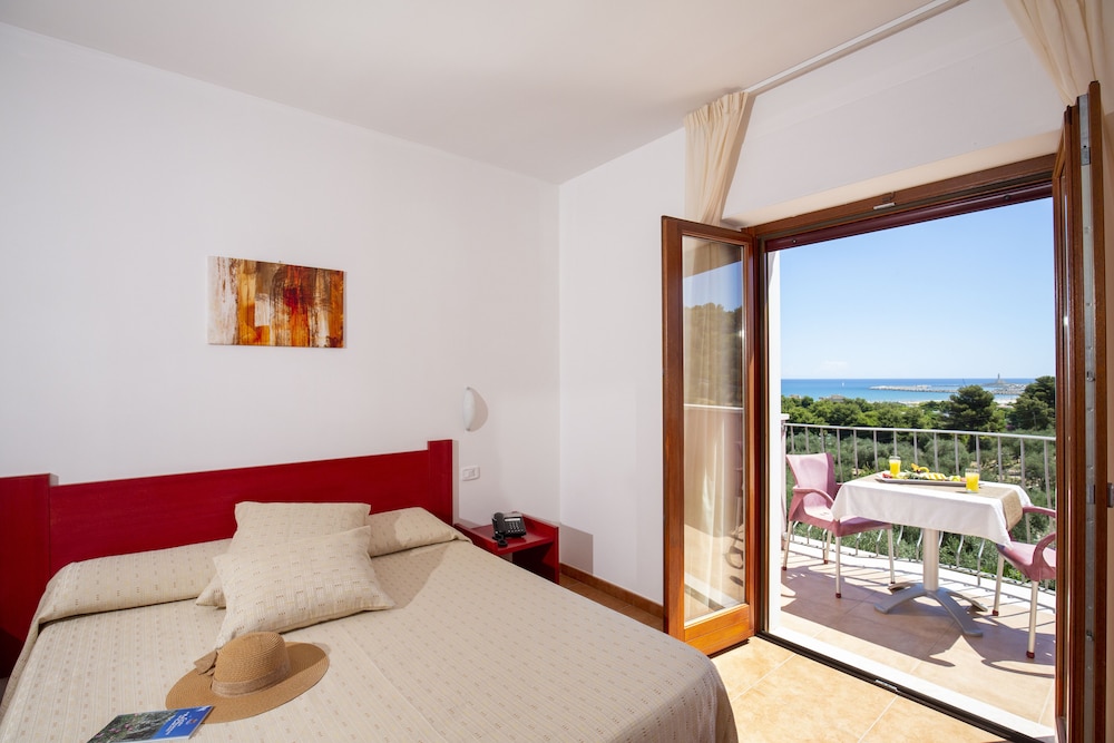 ROOM, DOUBLE BED, SEA VIEW, BALCONY