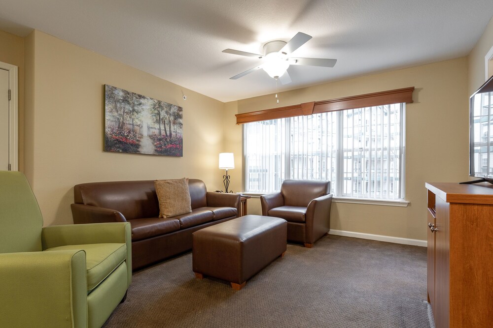 Capital Resorts Carriage Place 41/77