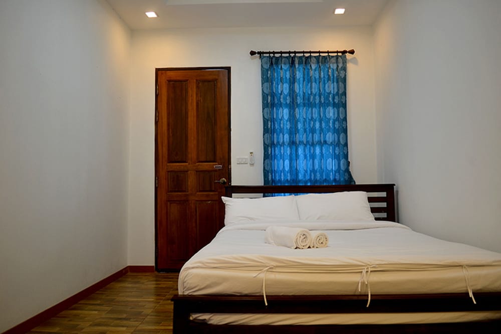 Toffee House Resort 37/47