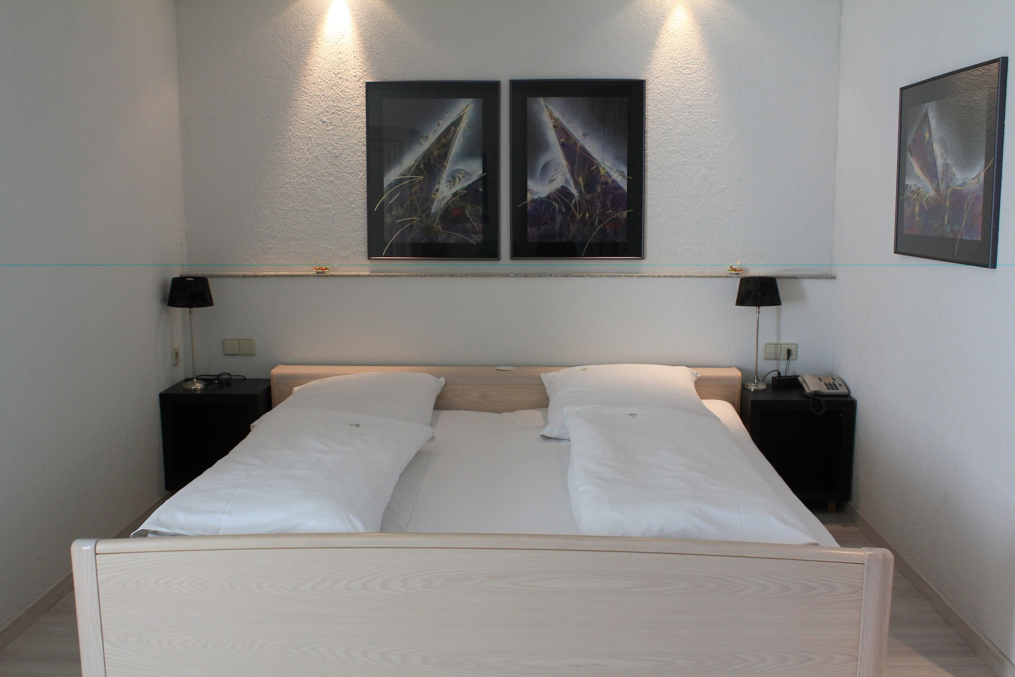STANDARD, DOUBLE BED