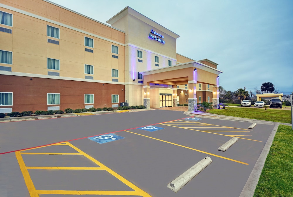 Galveston Inn Suites Hotel 5/55