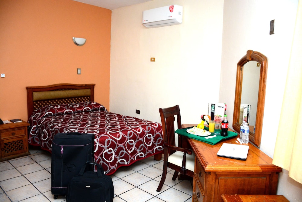 Hotel Las Fuentes 23/64