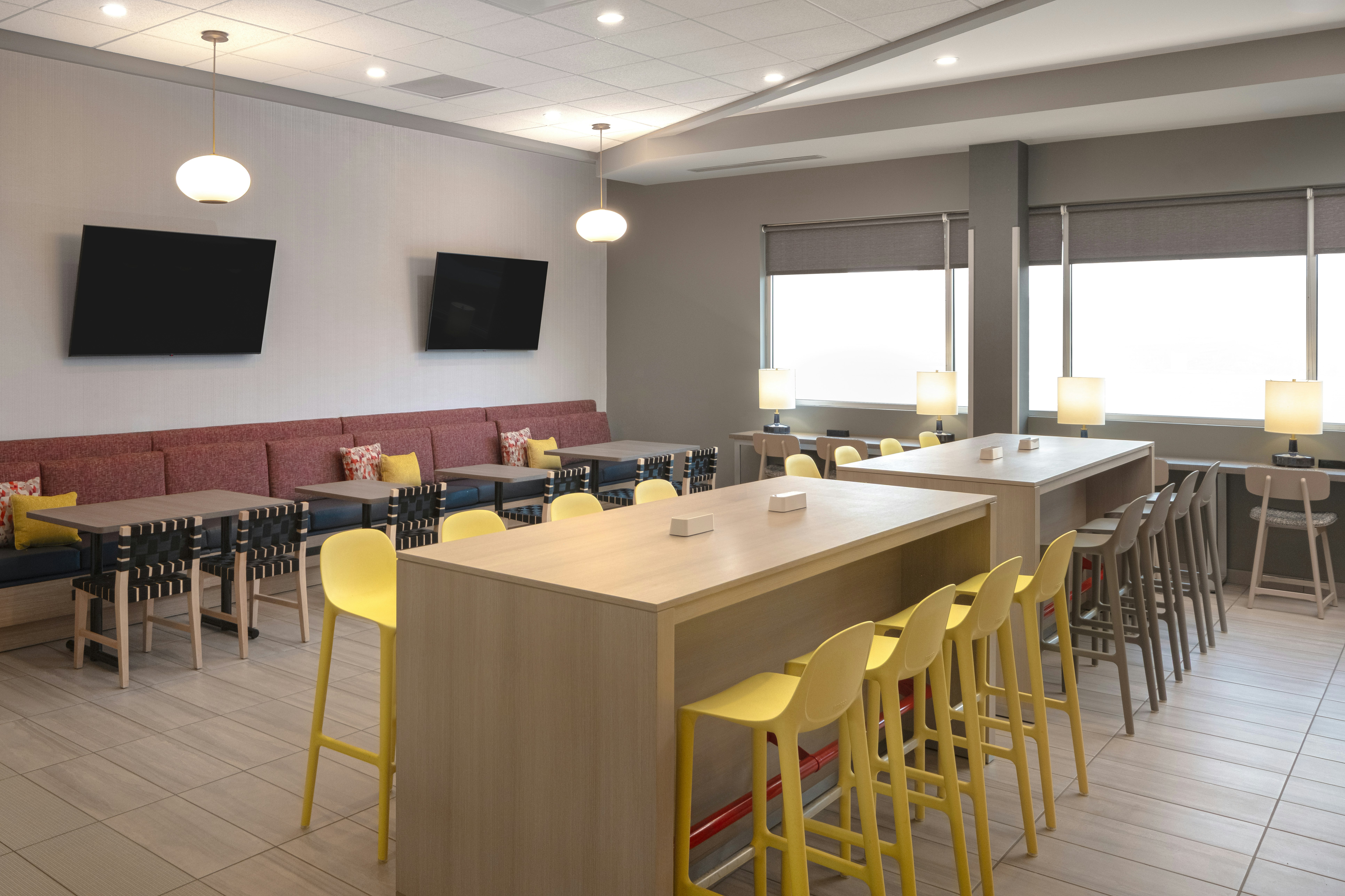 Home2 Suites by Hilton Spring Hill 25/29