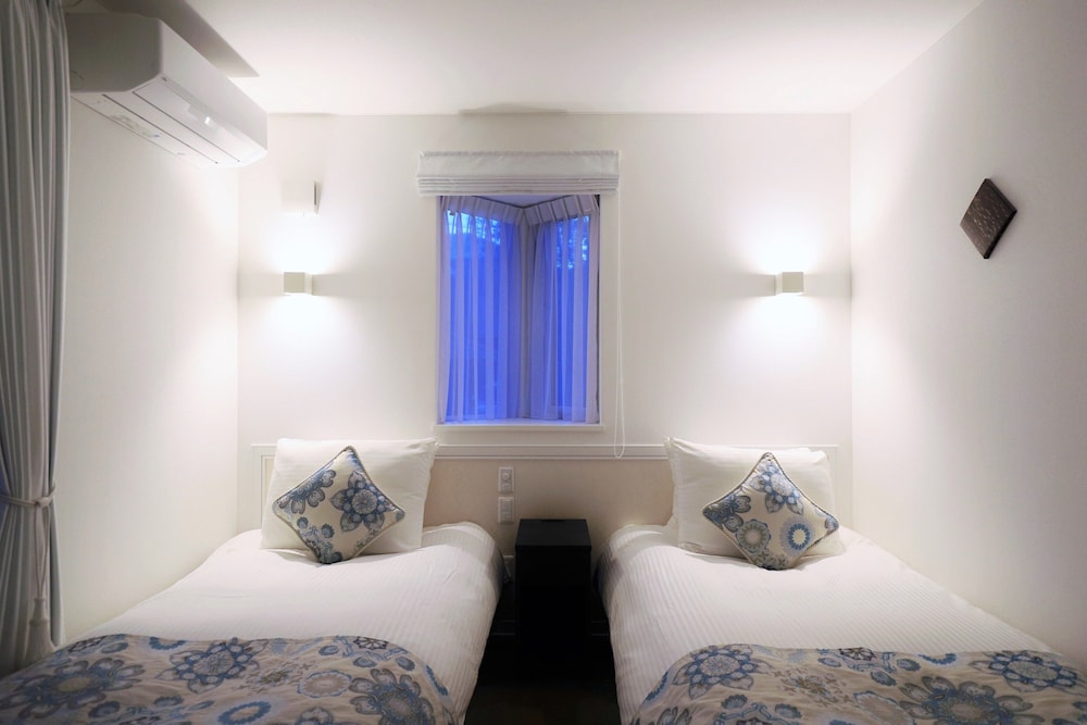 Bliss Lodging 18/44
