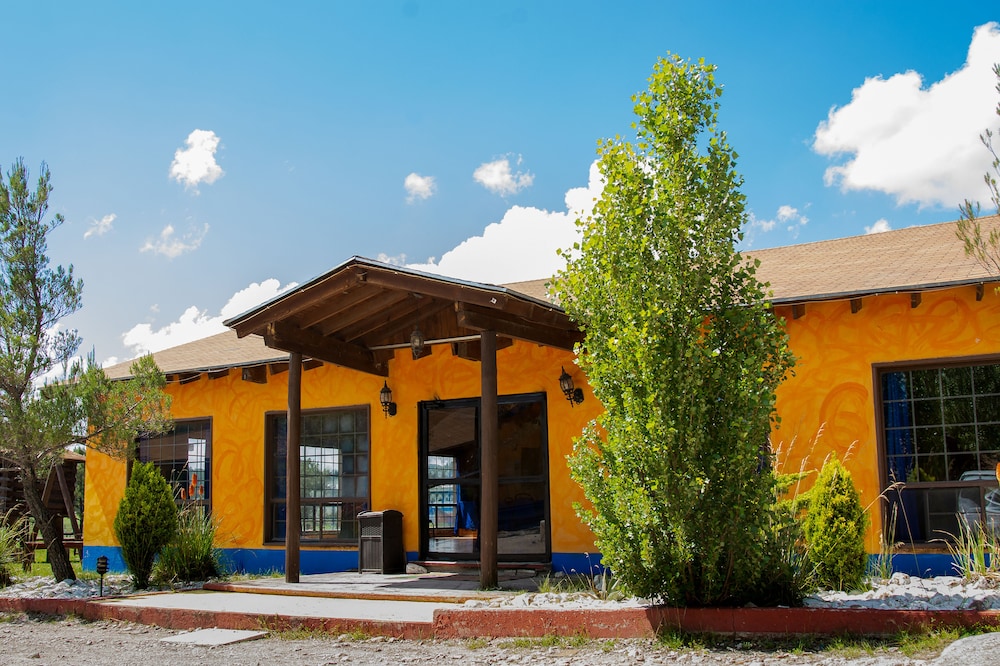 Hotel Villa Mexicana Creel Mountain Lodge 1/50