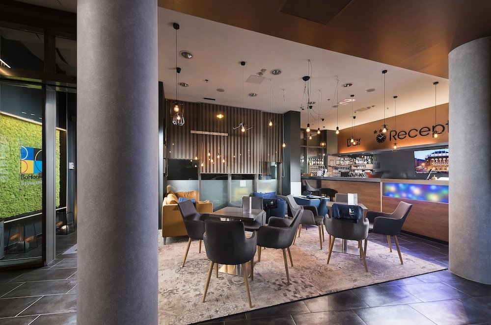 Bo18 Hotel 52/66