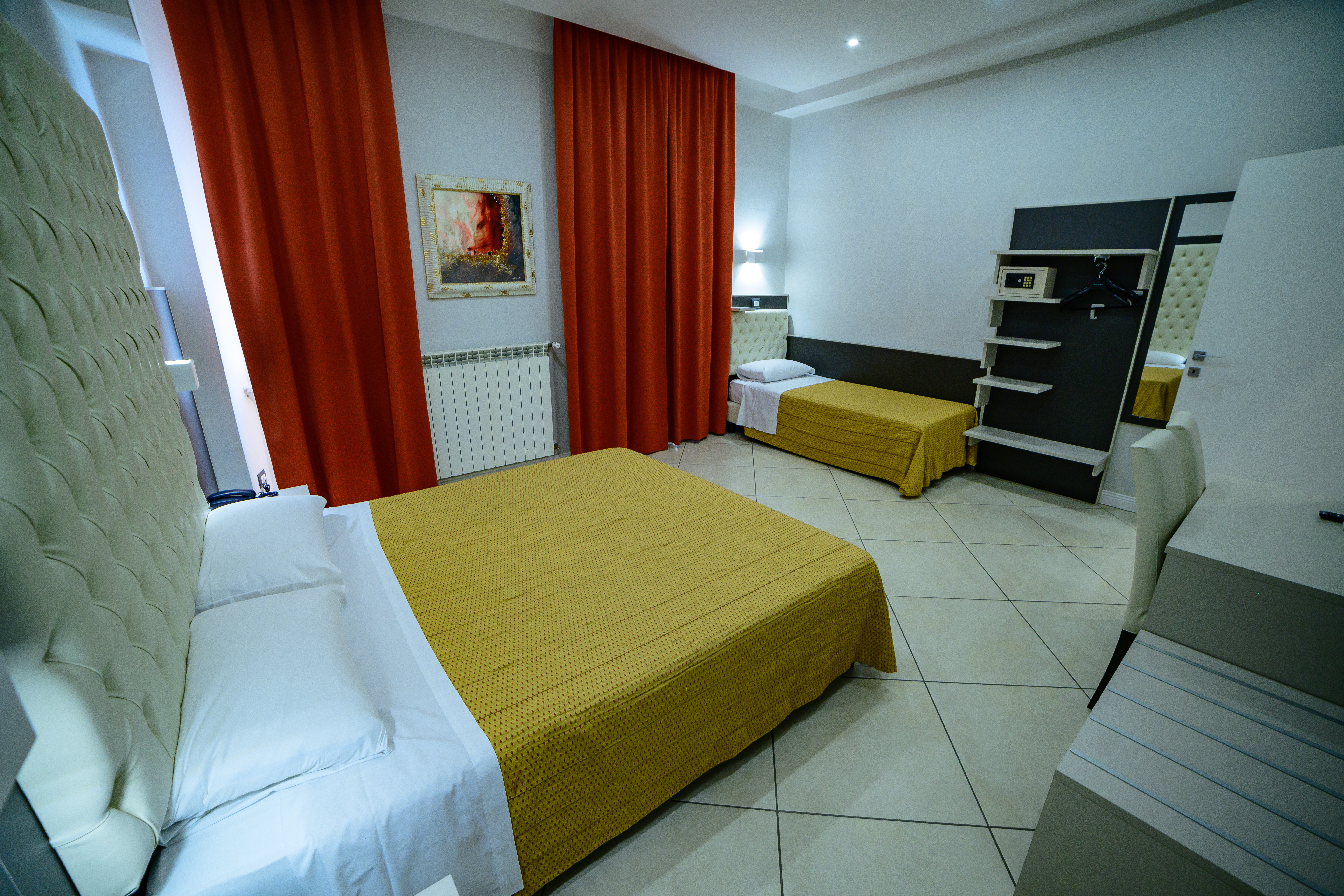 Room, Triple, Hotel Demo 6/10