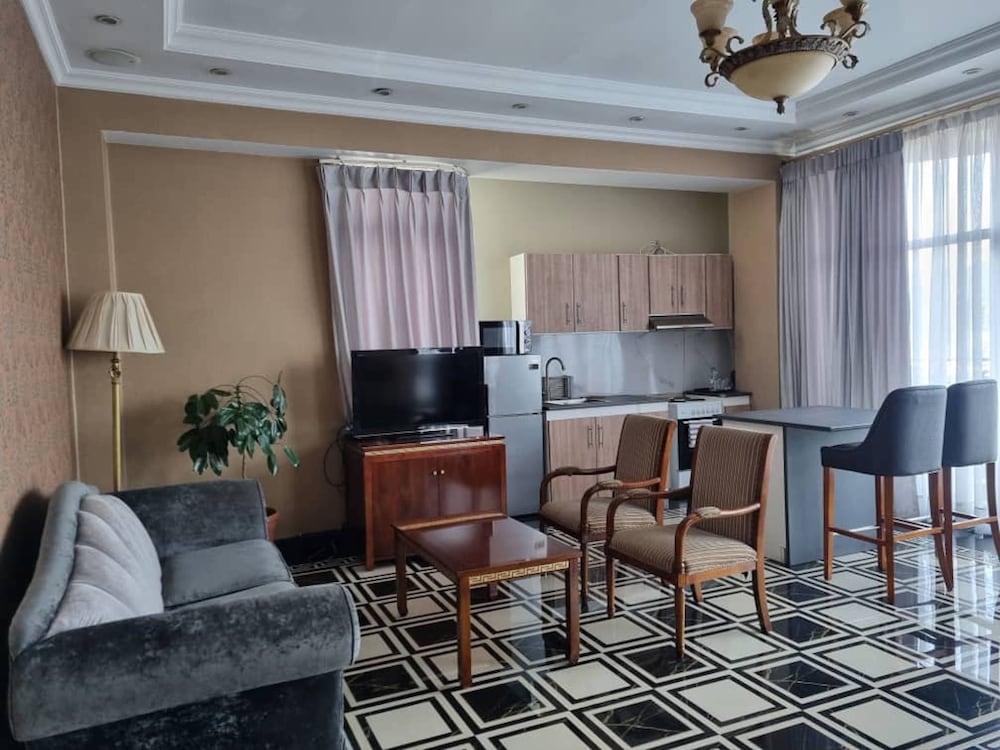 The Residence Suite Hotel 30/42