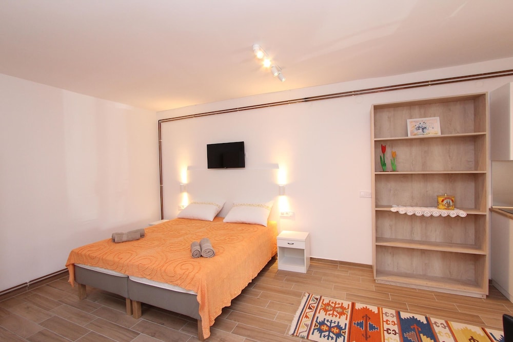 COCALETTO APARTMENTS 26/71