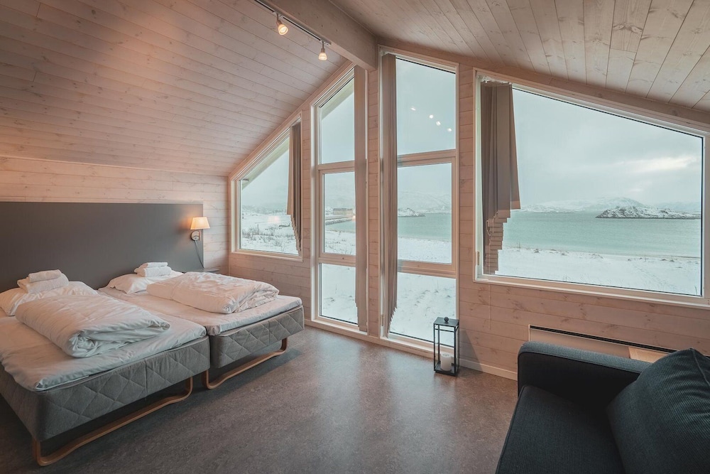 Sommaroy Arctic Hotel 6/50