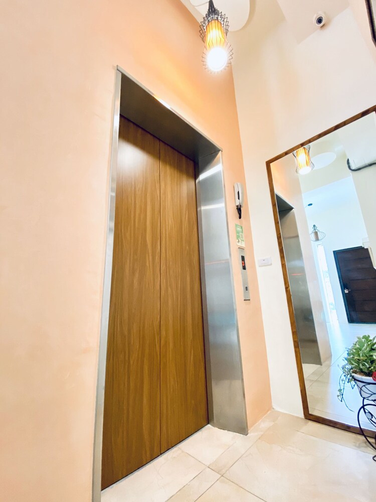 Tang Villa 11/50