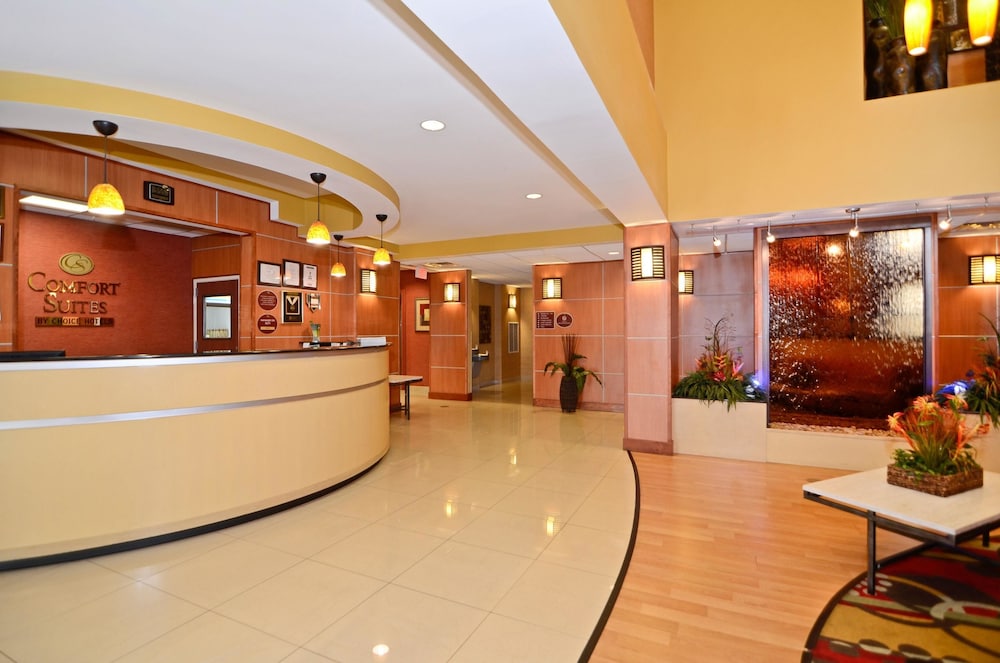 Comfort Suites Panama City Near Tyndall AFB 13/43
