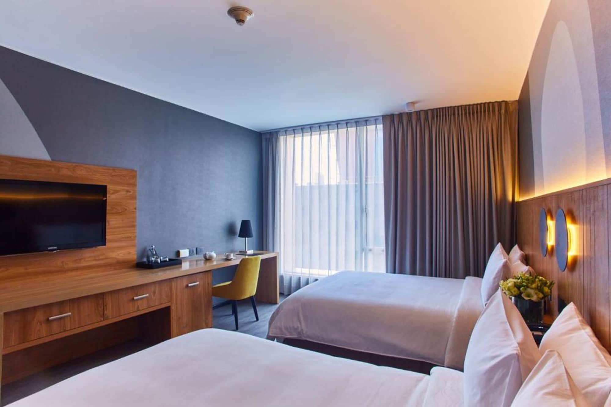SUPERIOR, 2 QUEEN BEDS