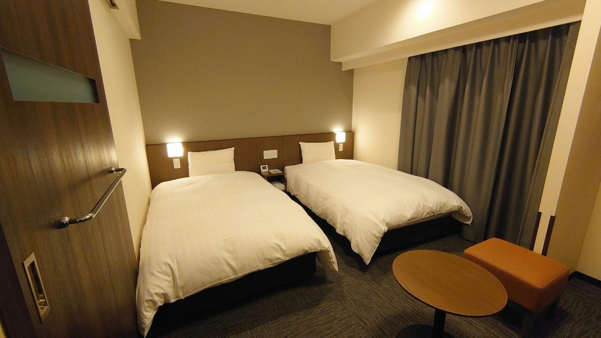 Room, Twin Beds