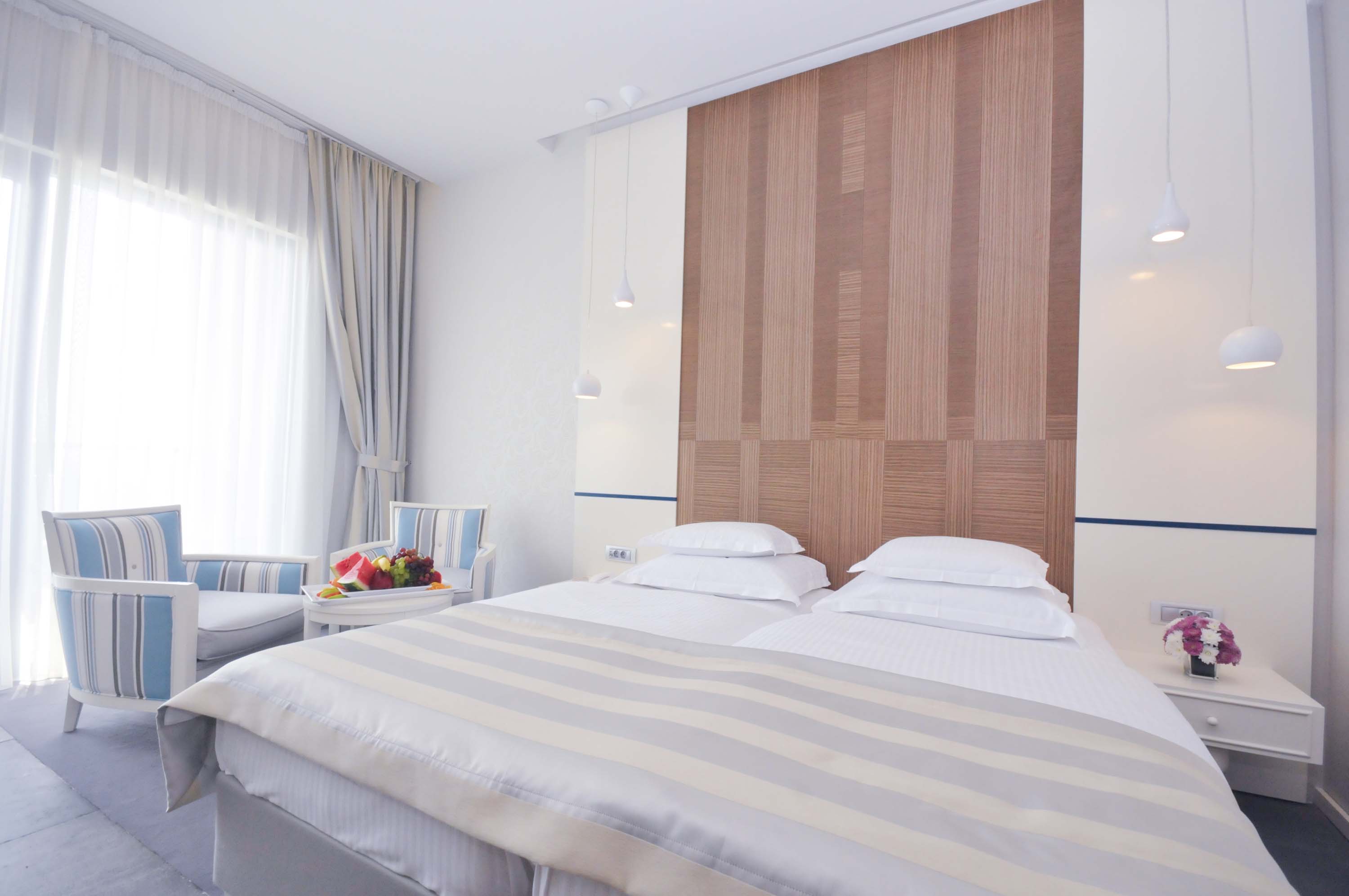 ROOM, DOUBLE OR TWIN BED, SEA VIEW, BALCONY