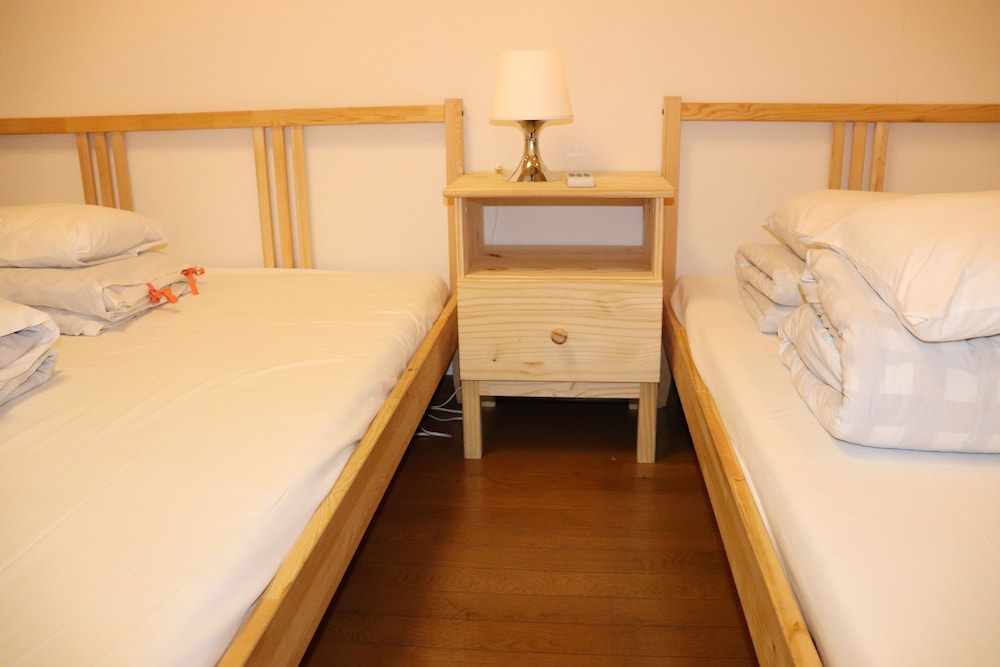 Sophiearth Hostel 10/73