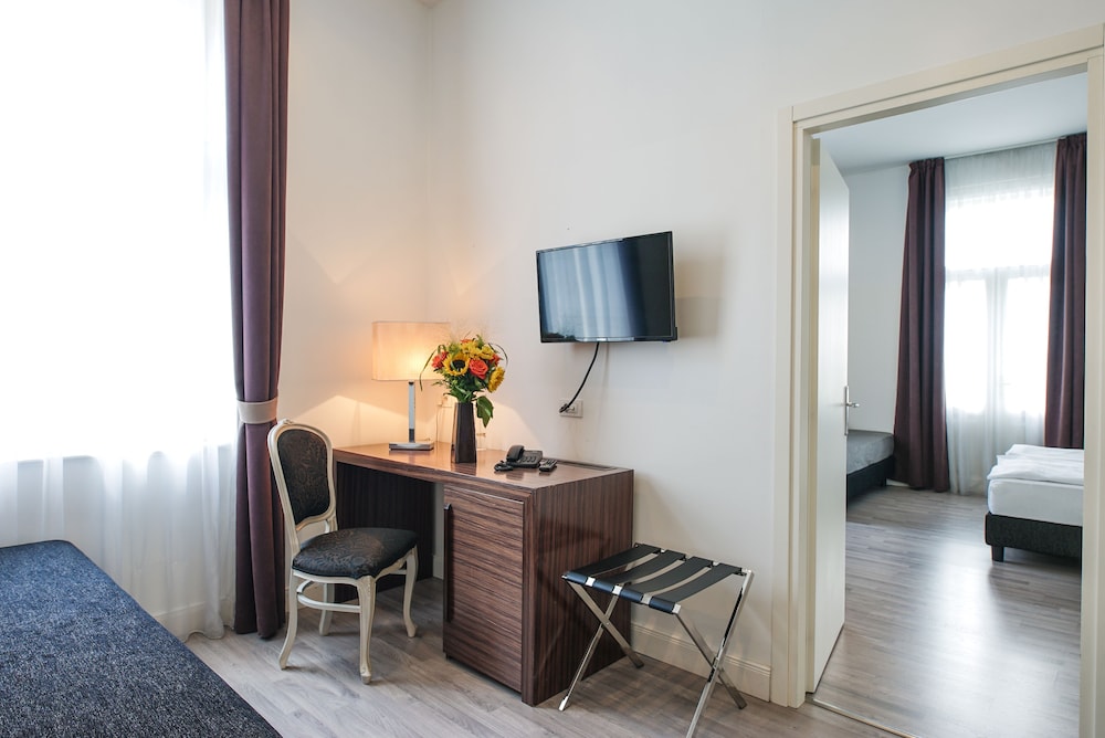 Hotel Assenzio Prague 47/48