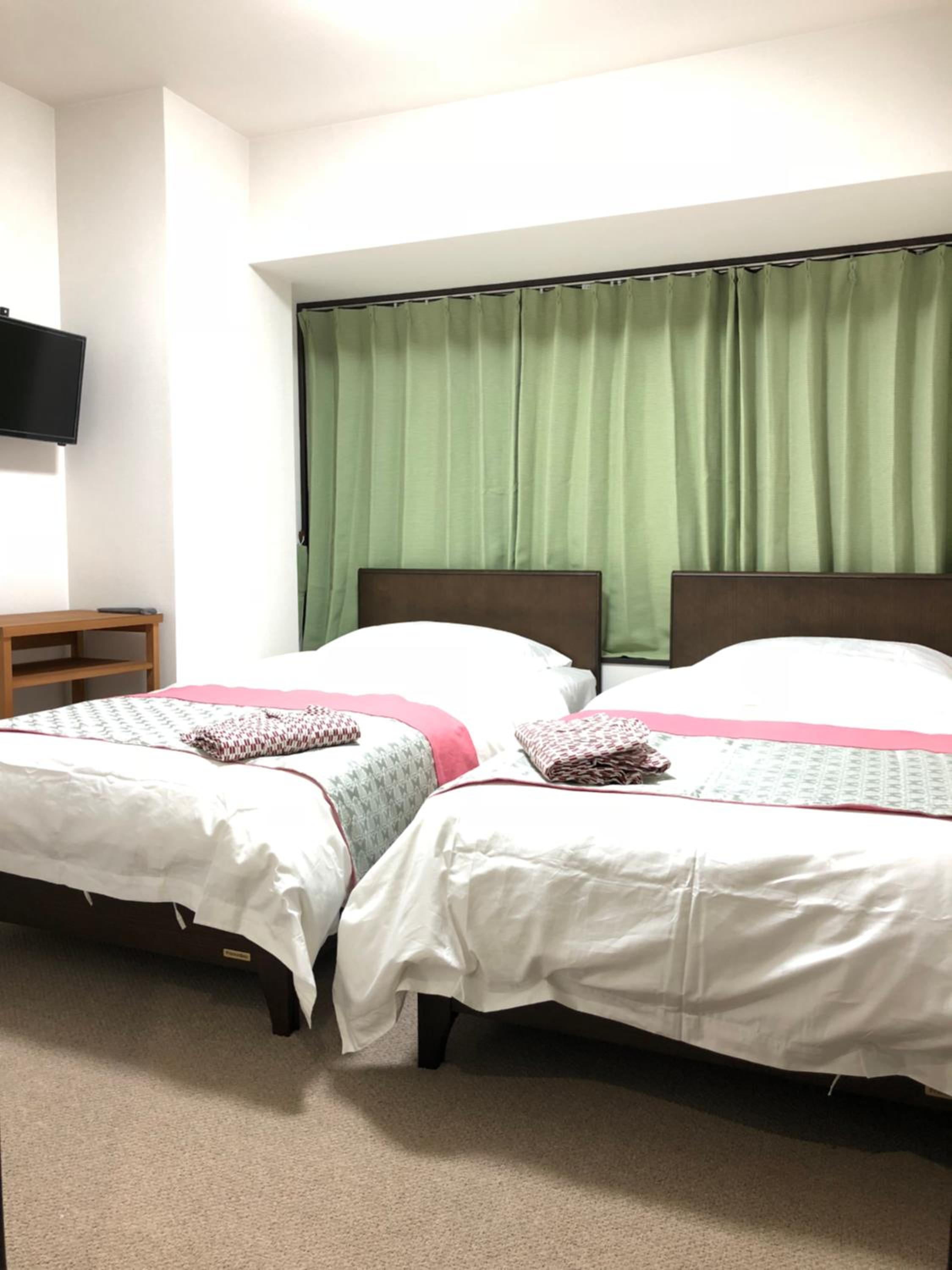 GreenHotel 18/49