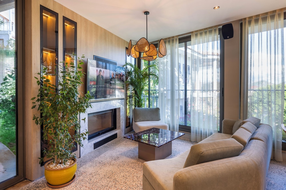 CLUB AQUARIUM APART 32/50
