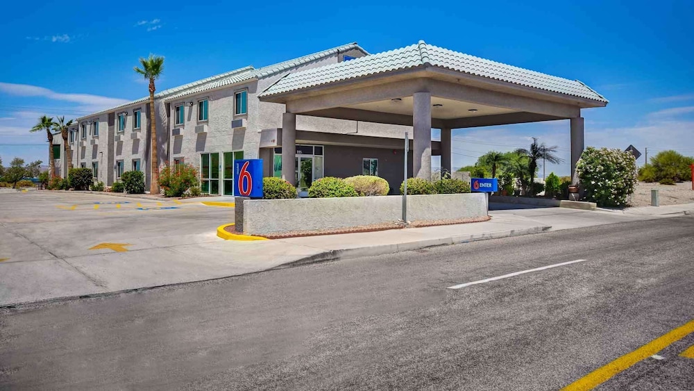 Motel 6 Lake Havasu City Lakeside 28/34