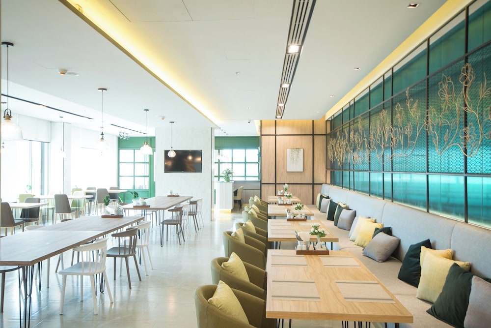 Jasmine Resort Hotel Serviced Apartment 36/50