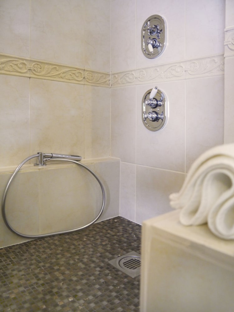 La Fleur de Lys - Restaurant with rooms 15/26