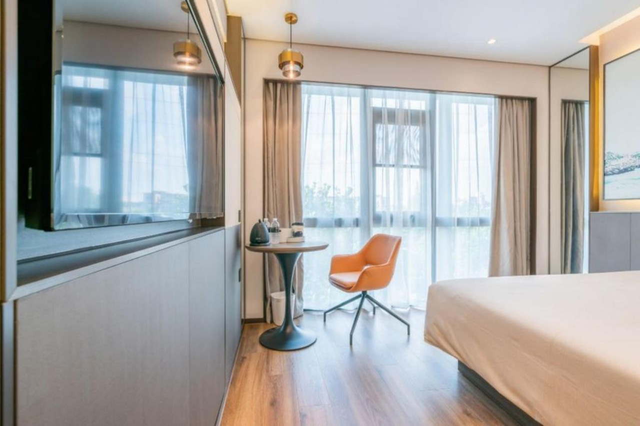 Atour Light Hotel Shanghai Baoshan Changjiang Road 18/26