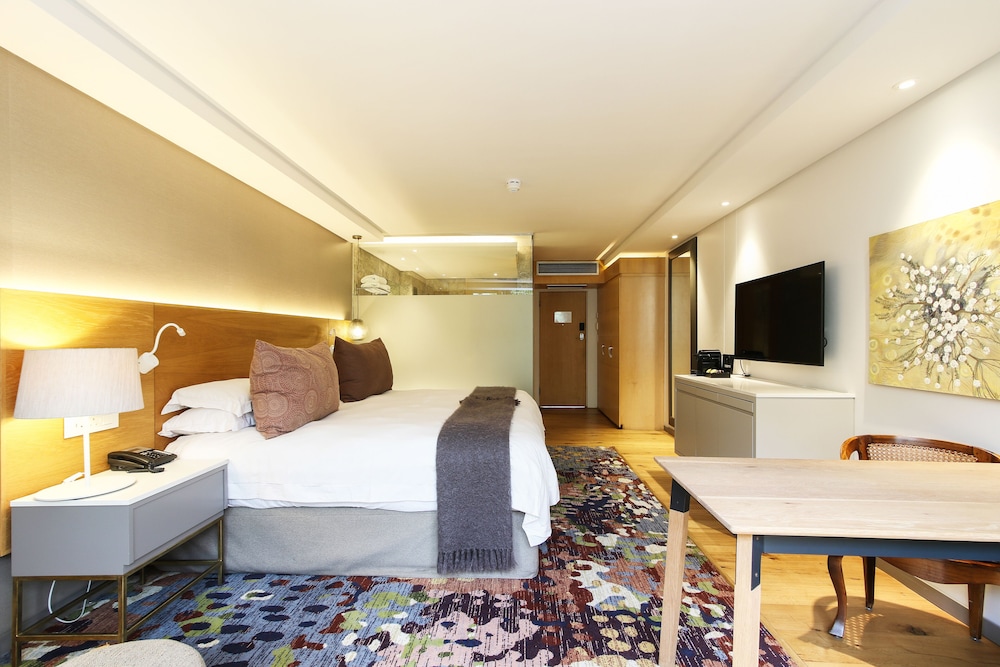 Courtyard, Deluxe, King Bed, Courtyard View