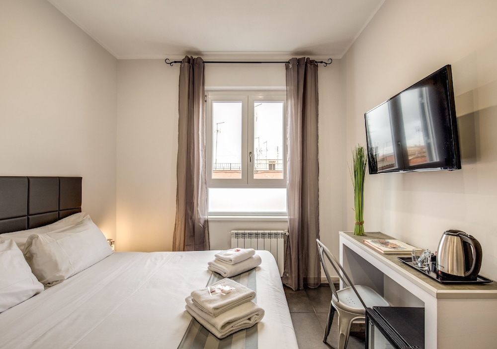 STANDARD, DOUBLE OR TWIN BED
