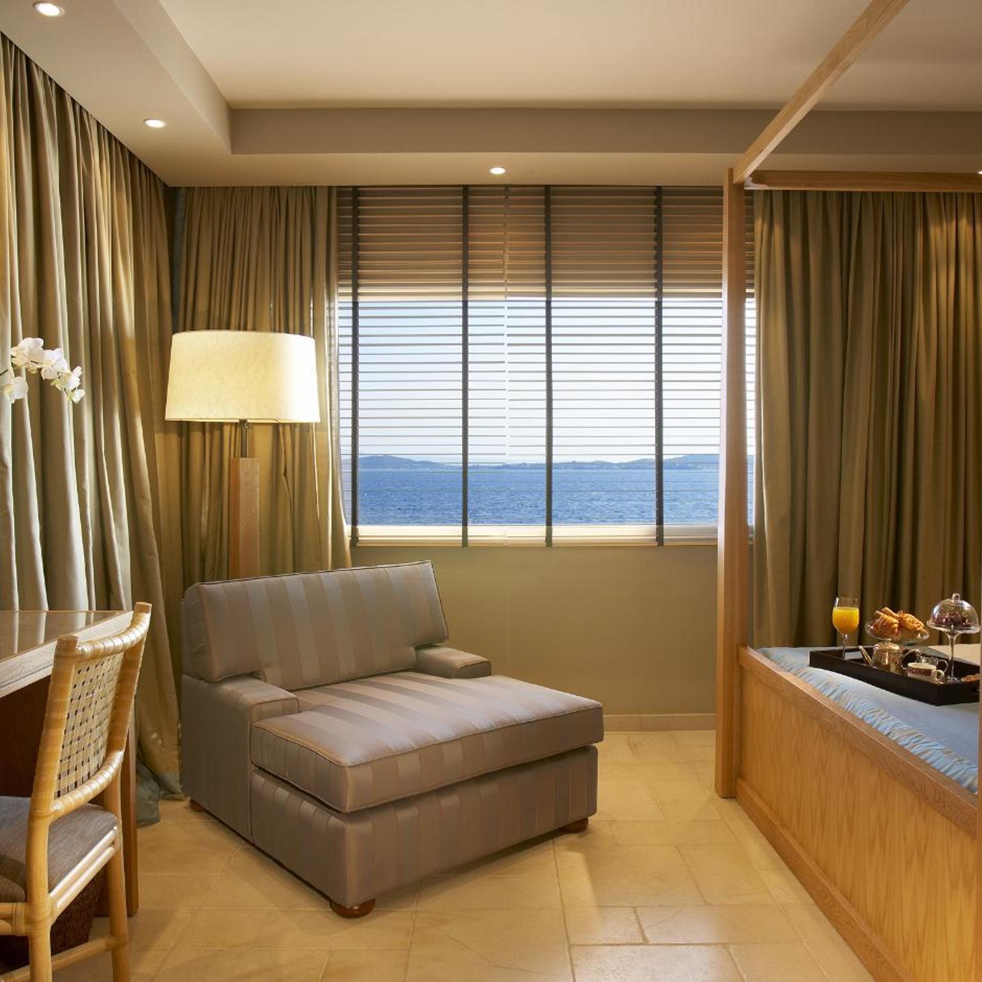 Presidential, Bungalow, Sea Front, Sofa, Private Pool