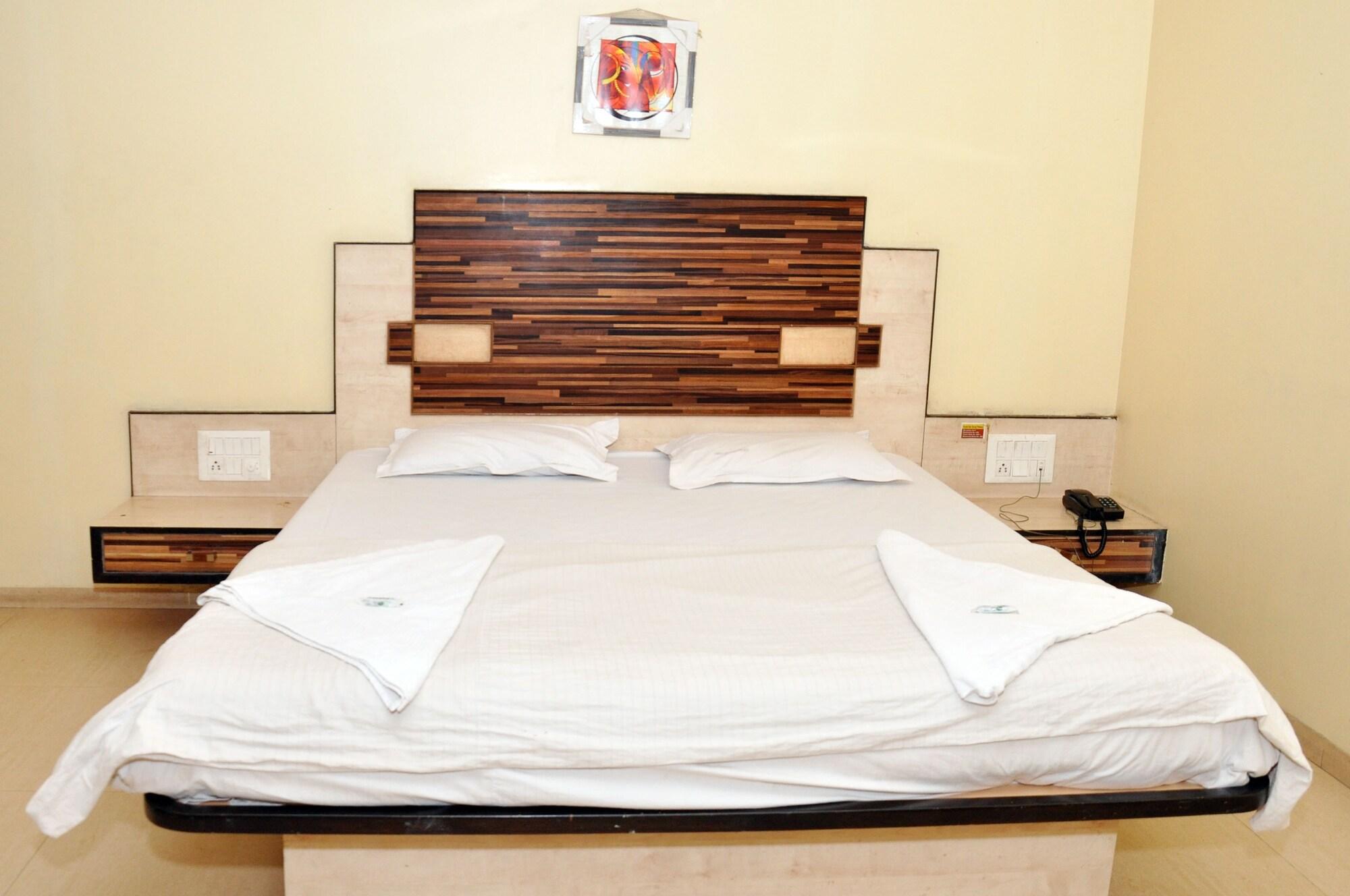 Hotel Sai Suraj Palace 7/20
