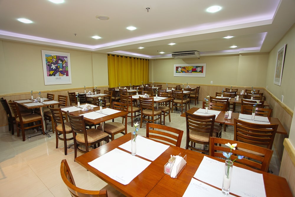 Elegance Praia Hotel 41/47