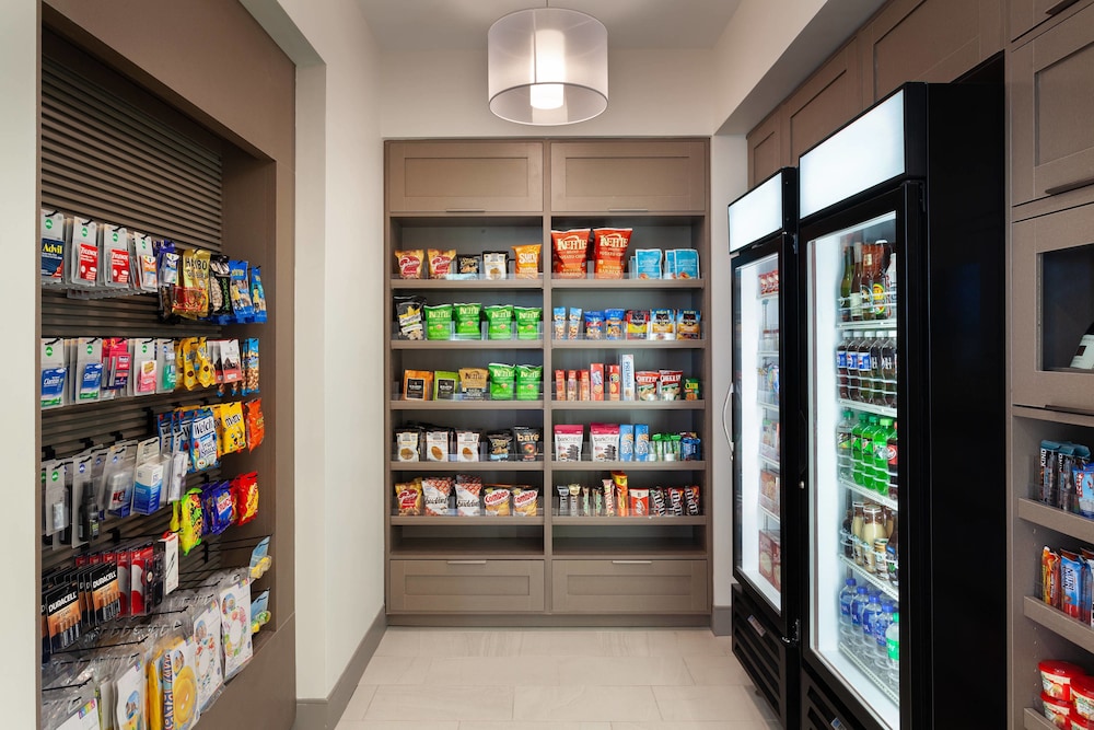 Springhill Suites Orlando At Millenia 16/40