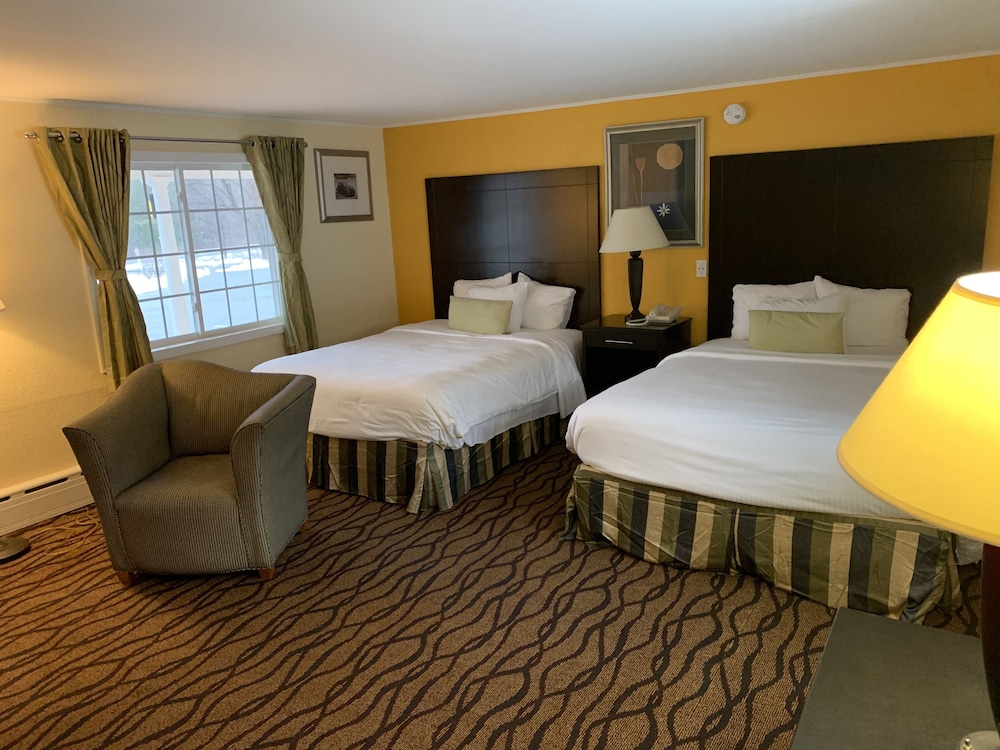 Four Winds Country Motel 8/34