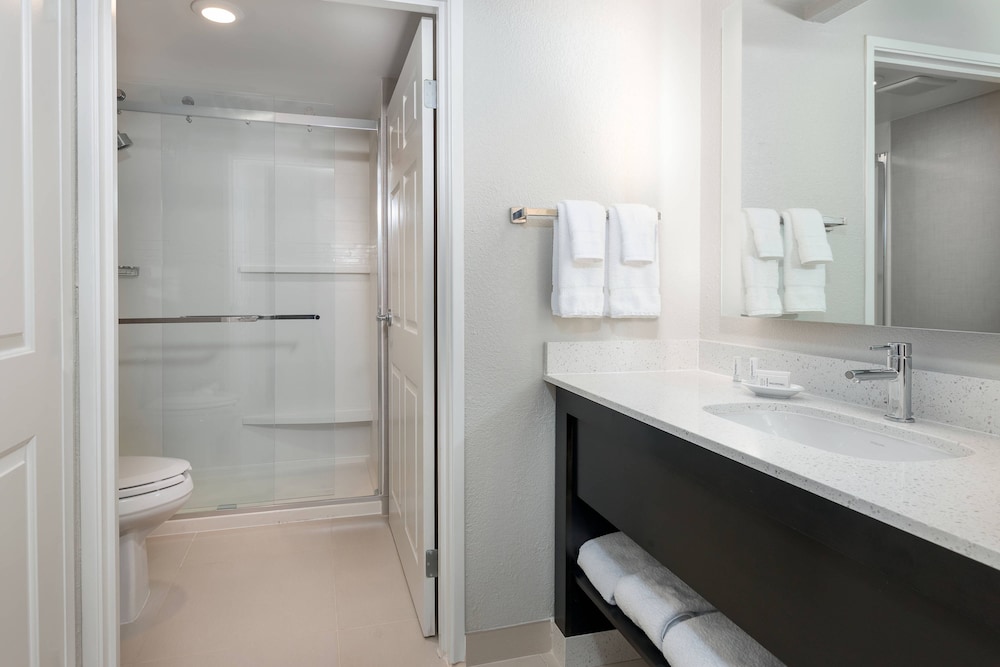 Residence Inn by Marriott Mobile 7/28