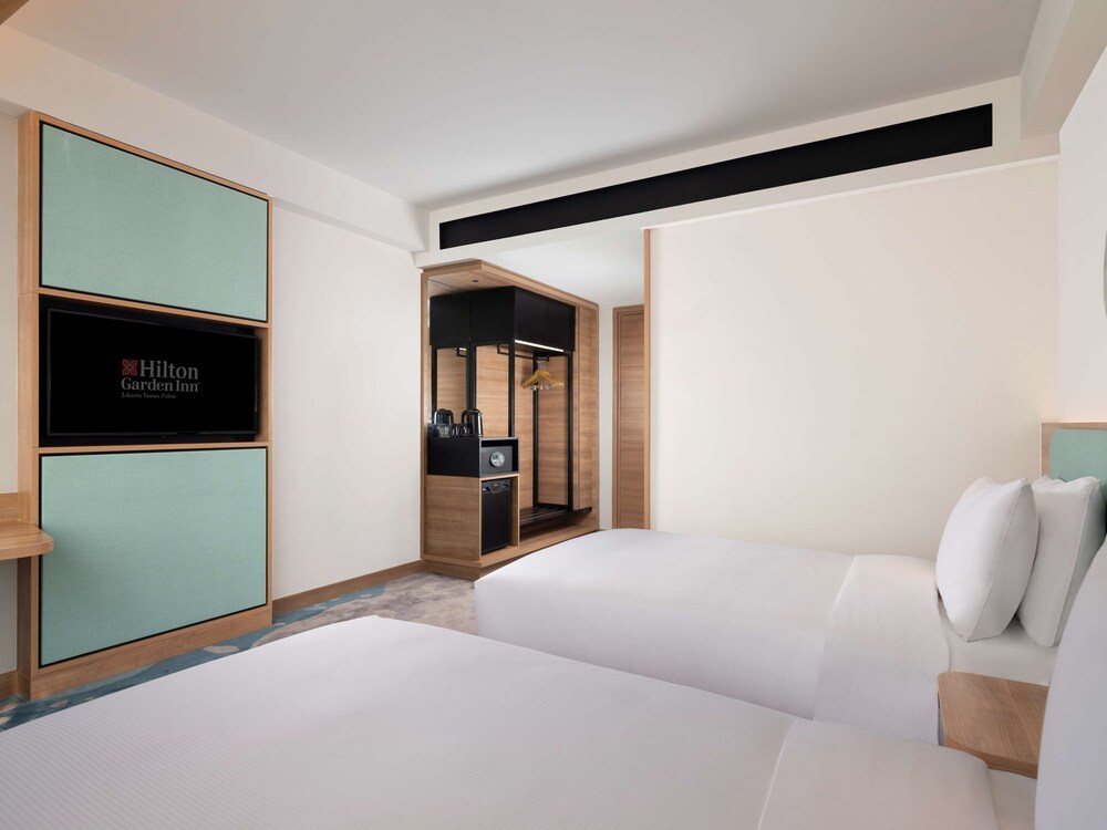Hilton Garden Inn Jakarta Taman Palem 22/63