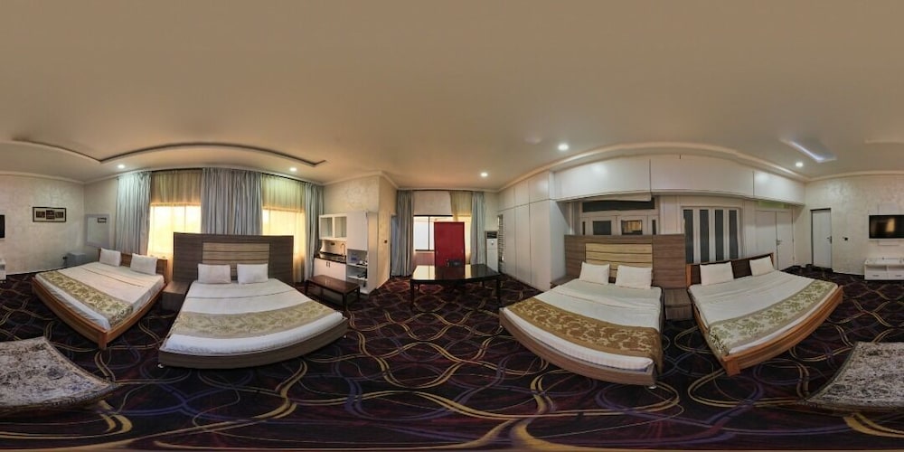 Treasures Suites & Conferences 17/35