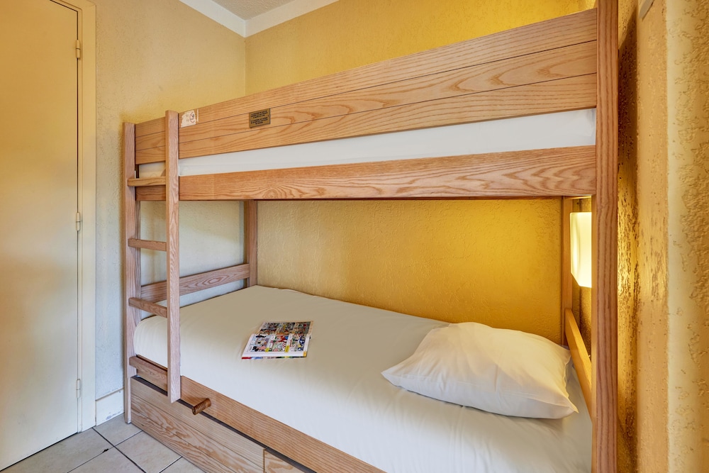 Studio, Murphy Bed, Alcove, Balcony or Terrace, South Wing