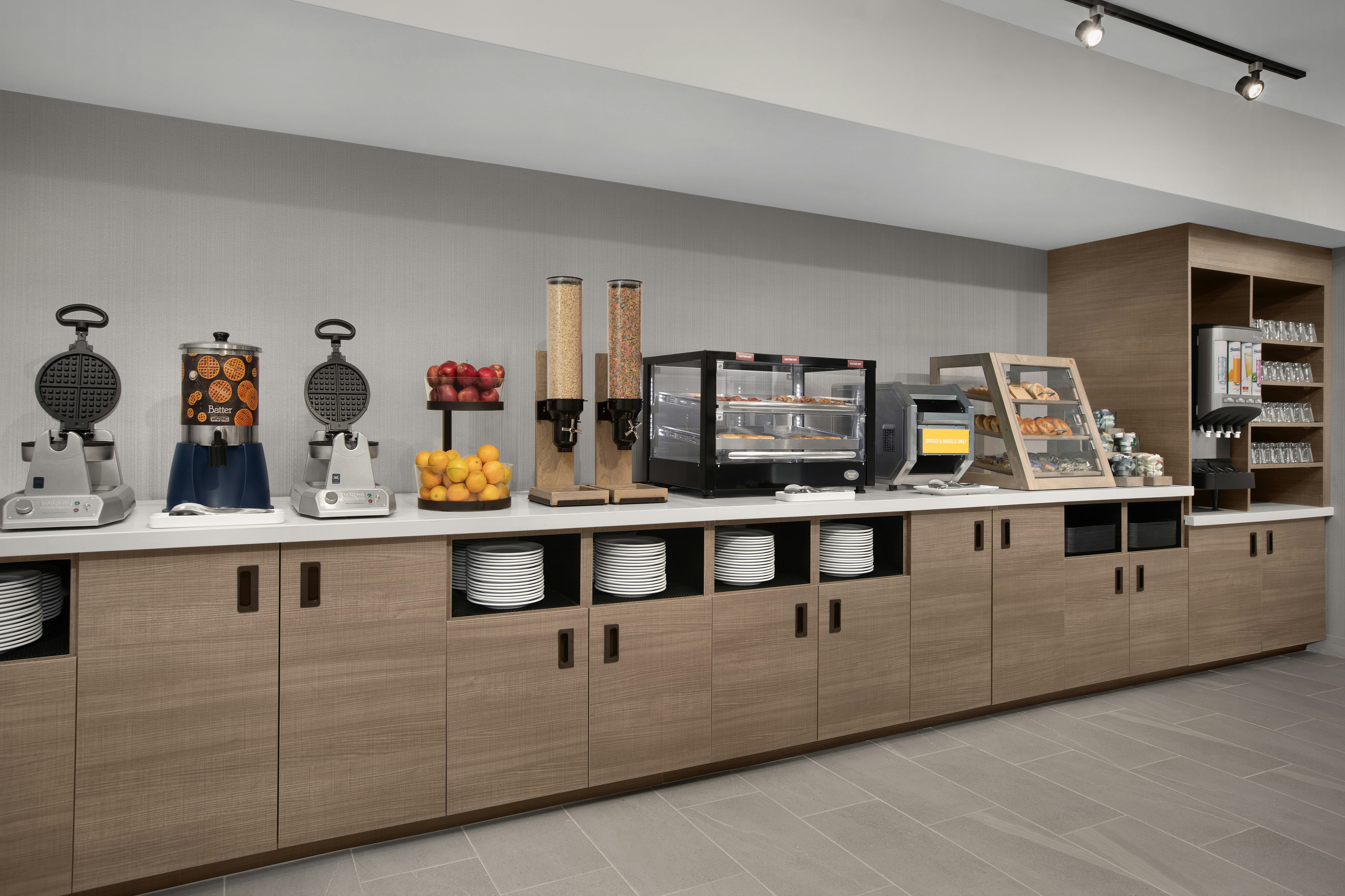 Home2 Suites by Hilton Scottsdale Old Town 7/22